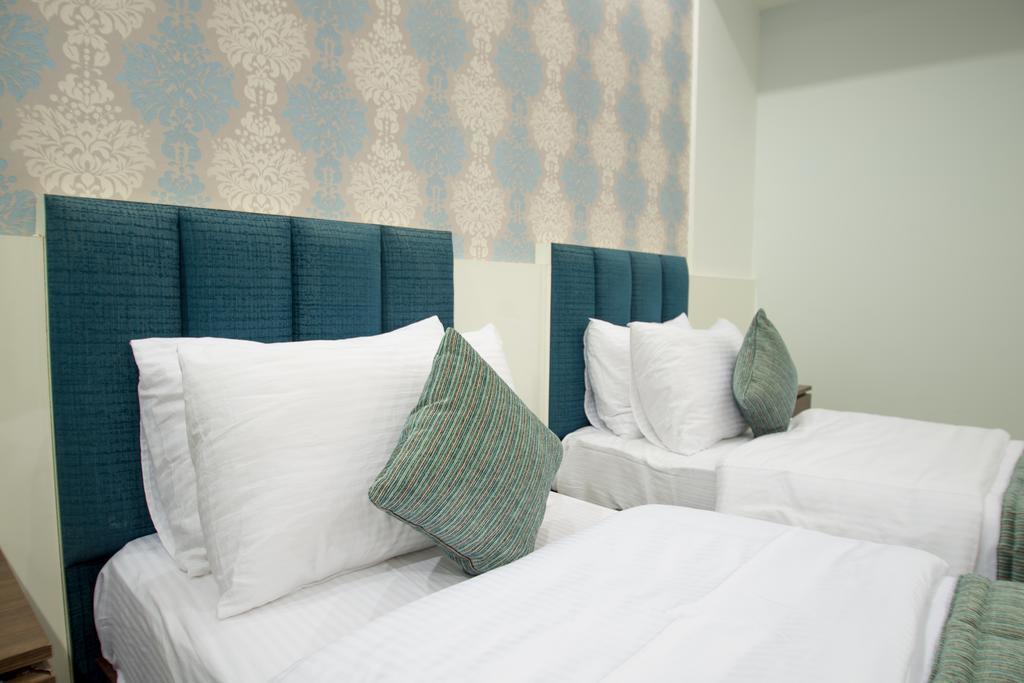 Hotel Narula'S Aurrum Amritsar Zewnętrze zdjęcie